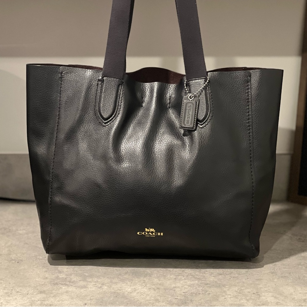 Coach Black Leather Shoulder Bag